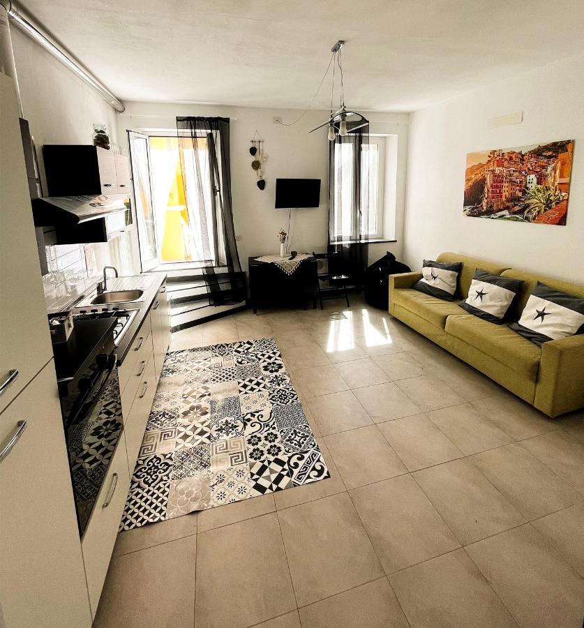 Le Case Diamar Apartment Riomaggiore Bagian luar foto